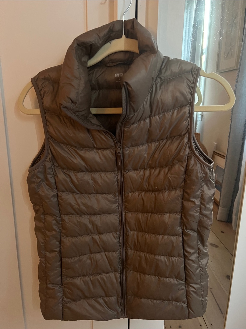 Uniqlo Brown Quilted Lightweight Puffer Vest - Women's